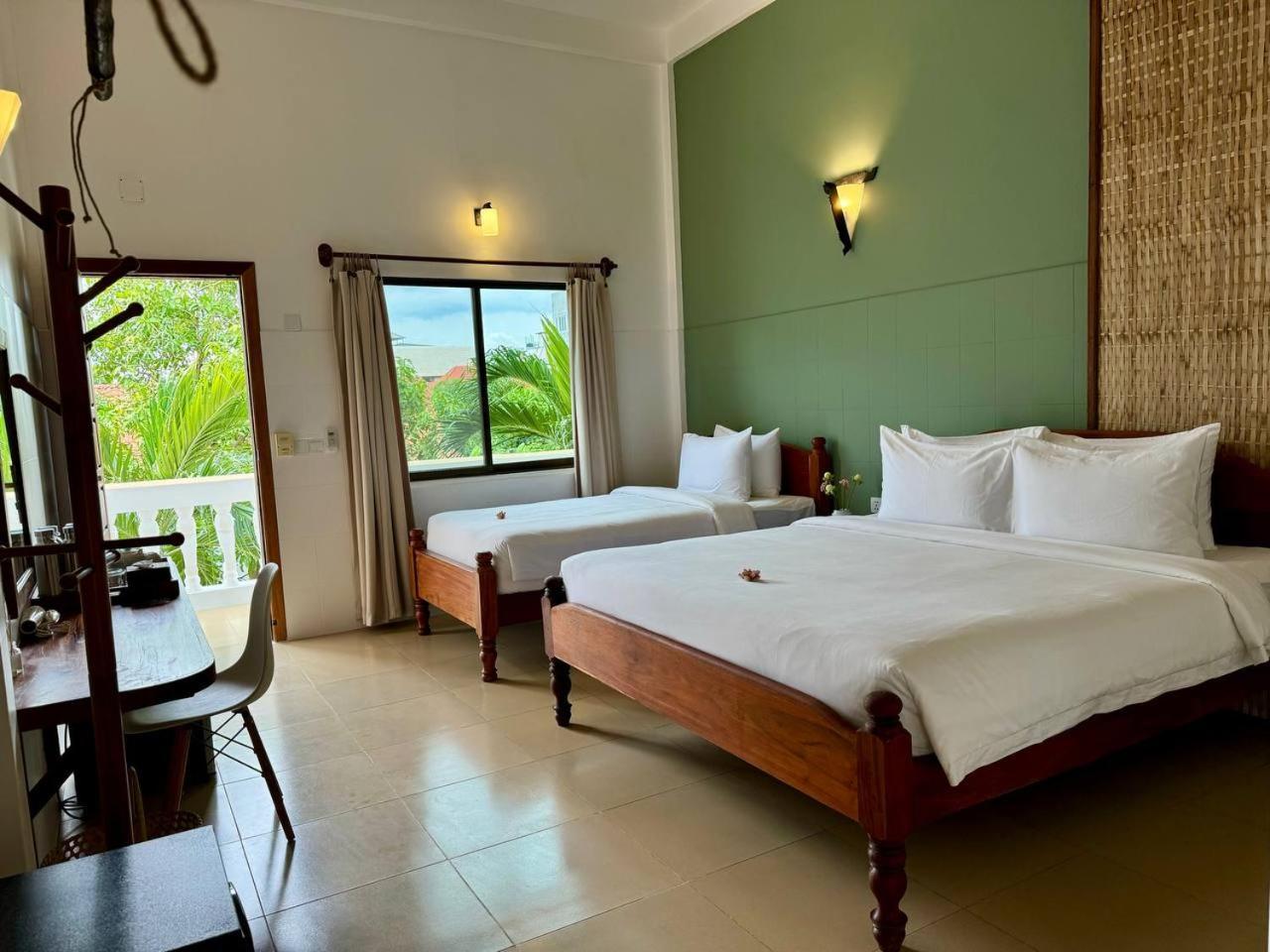 The Urban Hotel Siem Reap Ngoại thất bức ảnh